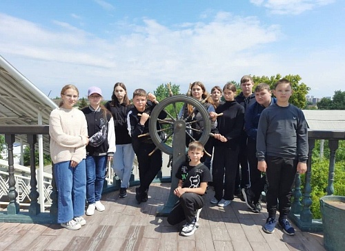 Дети участников СВО из Тюменской области, Югры и Ямала нескучно проводят лето