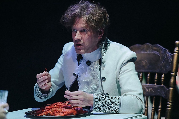 «Лабораторный» Пушкин: эксперимент, Окуджава и немного вина