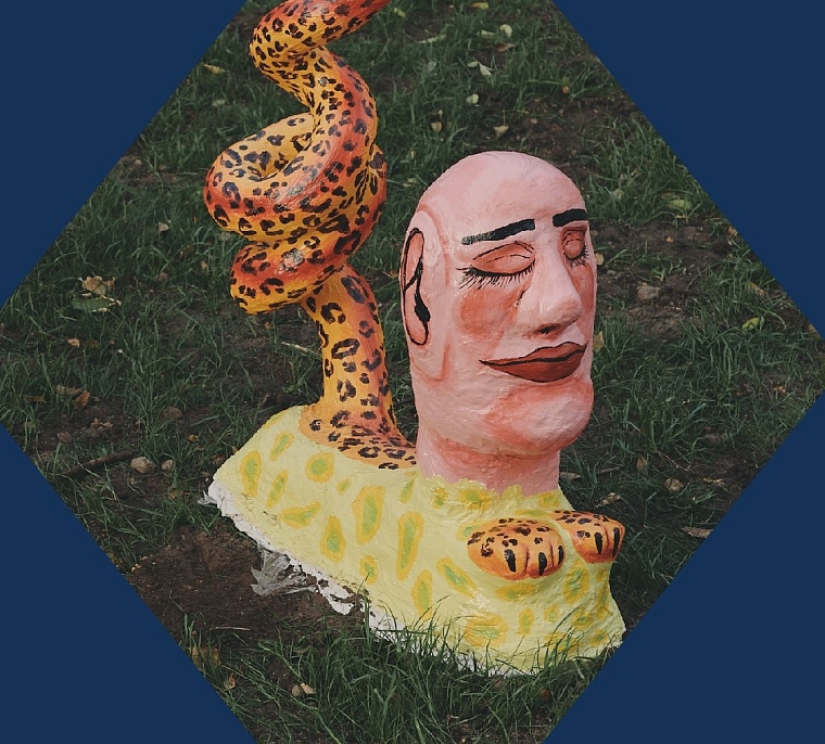 Тюменской художнице поступают угрозы из-за скандального арта "Сфинкс"