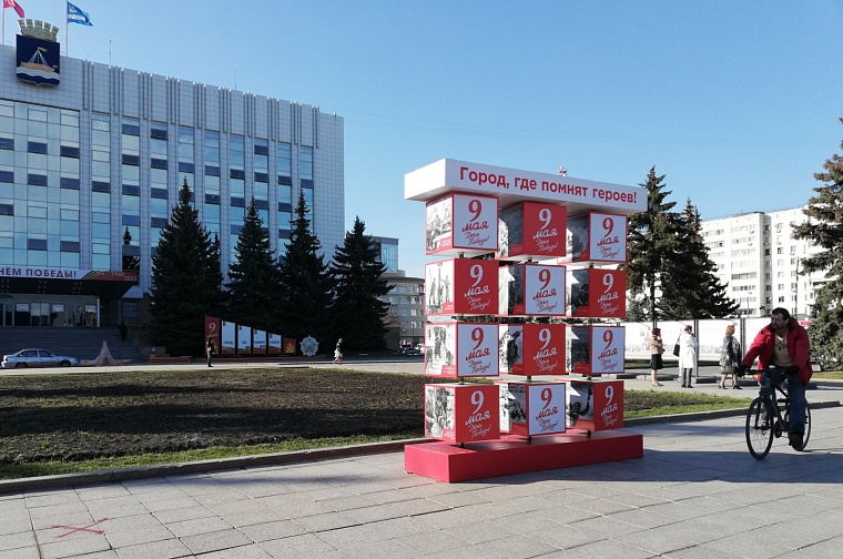 Весь город в звездах: как украсили Тюмень к 77-летию Победы