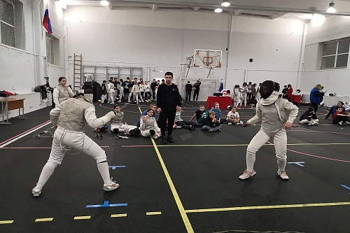 В выходные в Тюмени пройдут чемпионат и первенство области по фехтованию