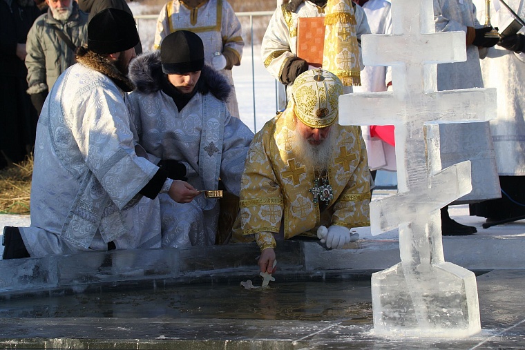 Аншлаг на тюменских купелях ждут в полночь