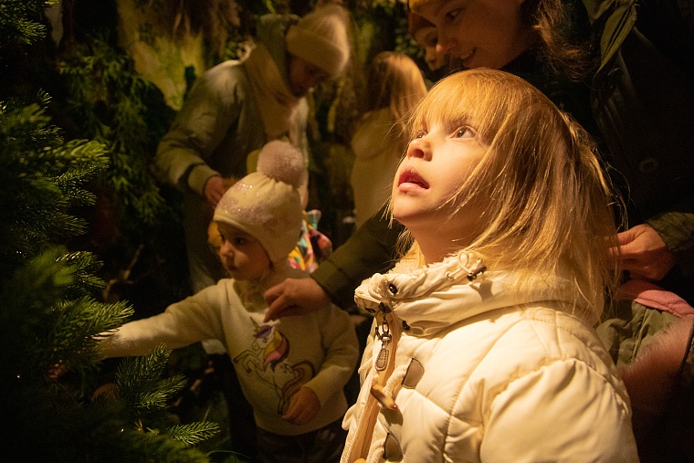Поезд Деда Мороза сделал остановку в Тюмени