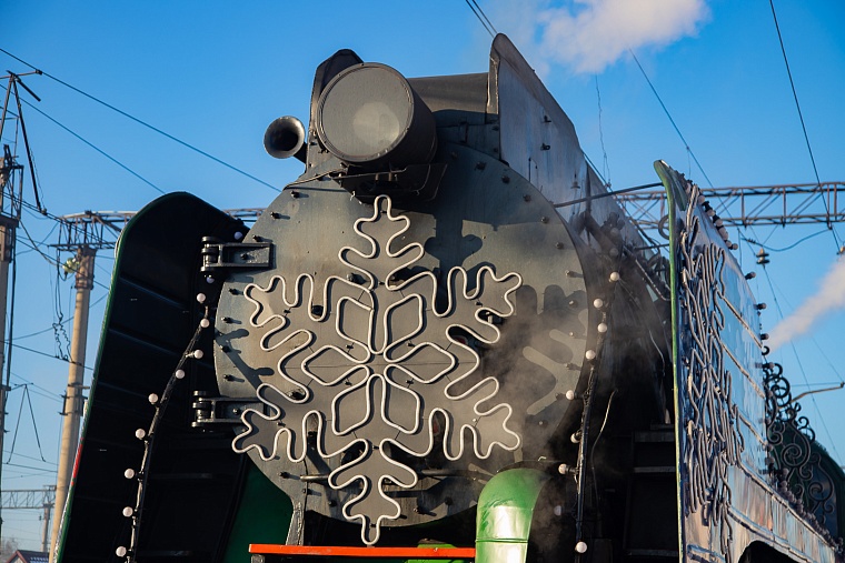 Поезд Деда Мороза сделал остановку в Тюмени