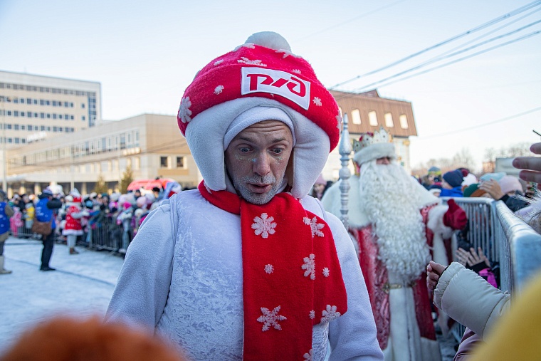 Поезд Деда Мороза сделал остановку в Тюмени