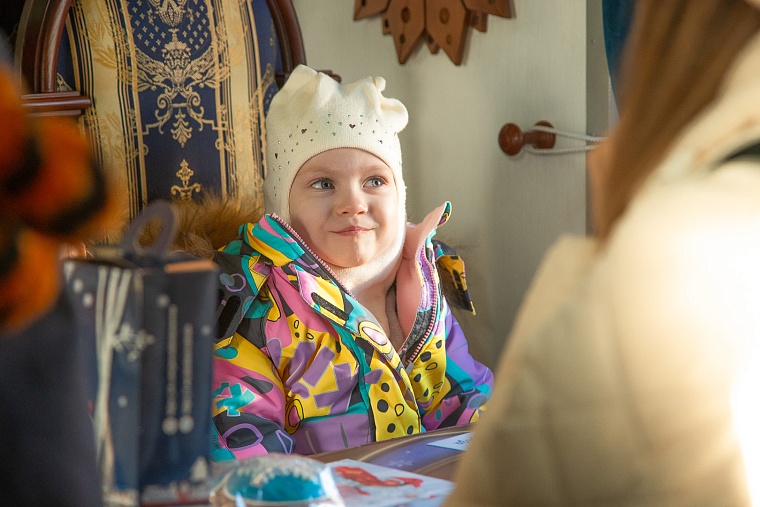 Поезд Деда Мороза сделал остановку в Тюмени