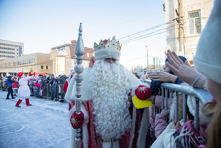 Поезд Деда Мороза сделал остановку в Тюмени