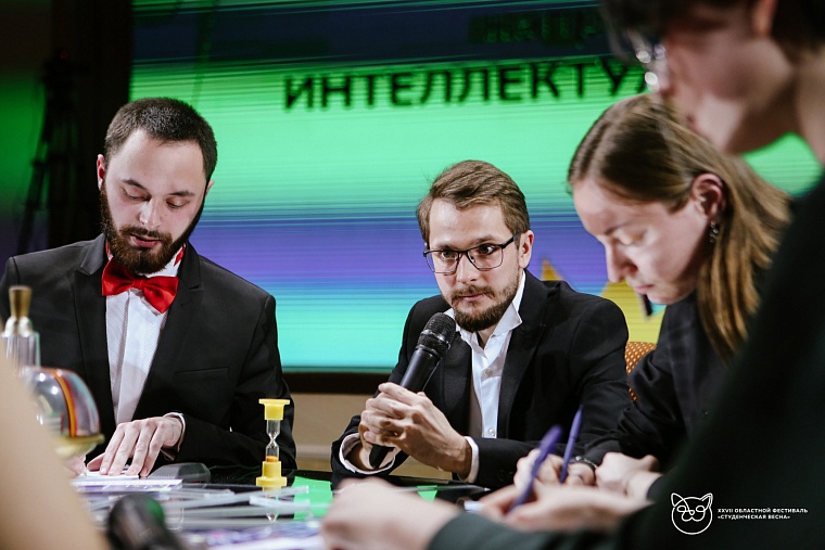 В жюри тюменской Студенческой весны вошли участник шоу "Голос" и сценарист "Физрука"