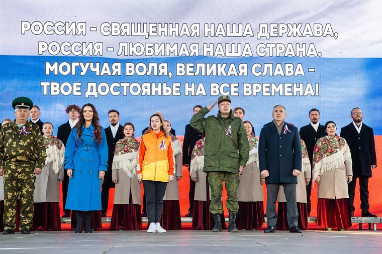 Александр Моор: Правительство делает все необходимое, чтобы поддержать наших парней