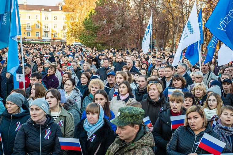 Александр Моор: Правительство делает все необходимое, чтобы поддержать наших парней