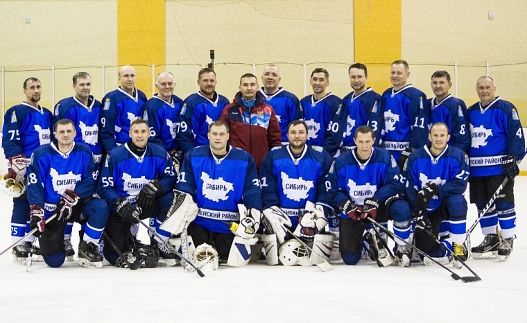 Хоккеисты Тюменского района сразятся за победу в финале Ночной хоккейной лиги в Сочи