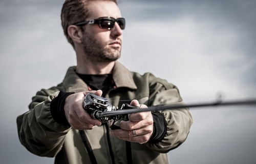 Тюменцам рассказали о возможных травмах на рыбалке