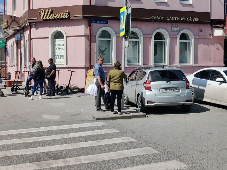 В Тюмени вчера прошло празднование Дня Победы. Как это было — в нашем фотоотчете