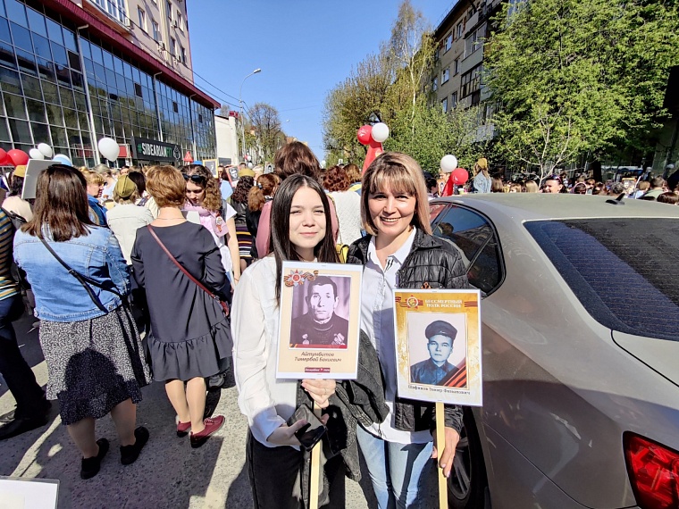 В Тюмени вчера прошло празднование Дня Победы. Как это было — в нашем фотоотчете