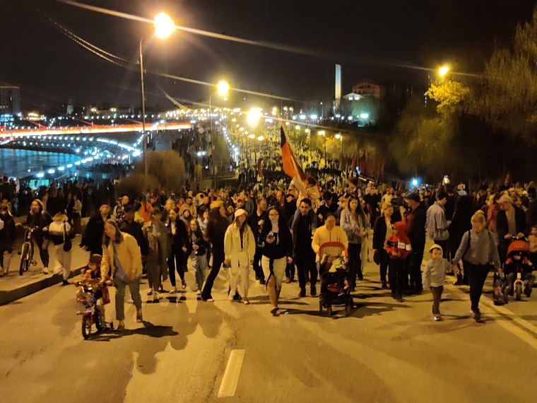 В Тюмени вчера прошло празднование Дня Победы. Как это было — в нашем фотоотчете