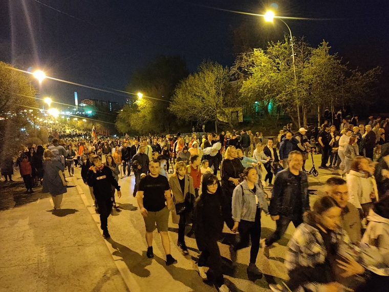 В Тюмени вчера прошло празднование Дня Победы. Как это было — в нашем фотоотчете