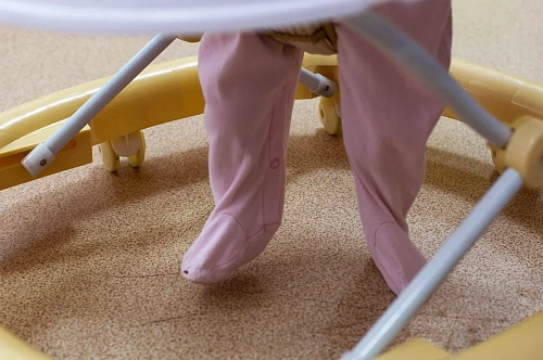 Самой юной мамой в Тюмени стала 15-летняя девушка