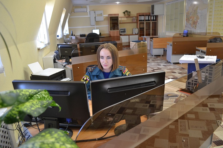 Экстренный вызов: как работает диспетчерский пункт МЧС