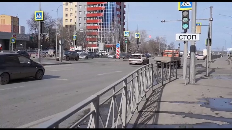 На перекрестке улиц Мельникайте и Жигулевской уберут поворот налево