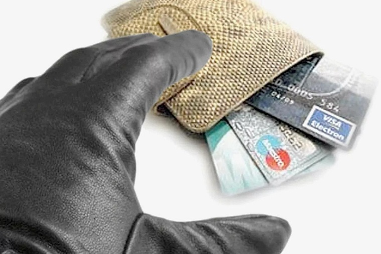 Как мошенники снимают деньги с карты