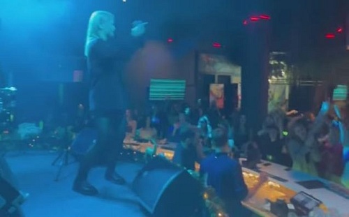 Тюменские блогеры устроили вечеринку на тысячу человек во время пандемии