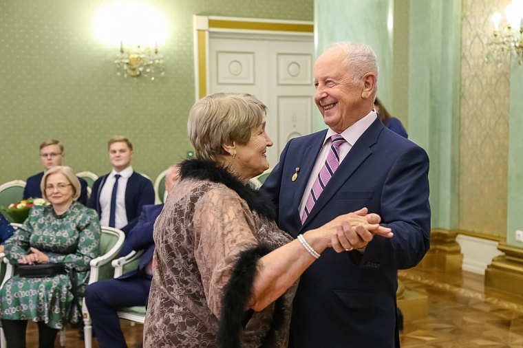 Супруги Чикишевы с 60-летним стажем открыли простой секрет семейного счастья