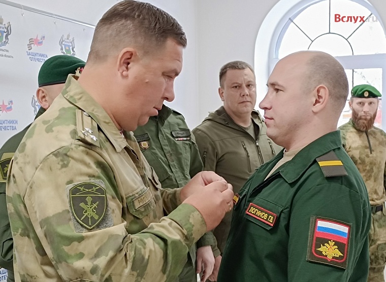 Тюменским участникам СВО вручили первые медали "Ветеран боевых действий"