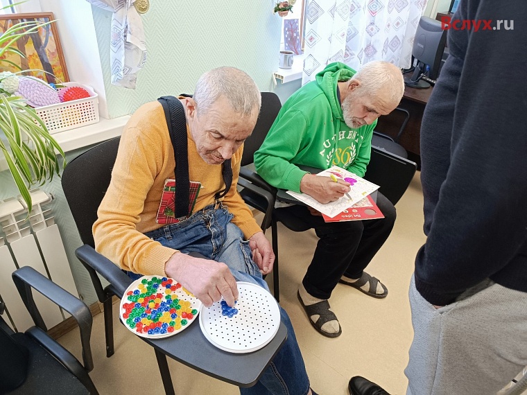 Оценка пять! Специалисты из Москвы познакомились с тюменским опытом медицинской помощи бездомным