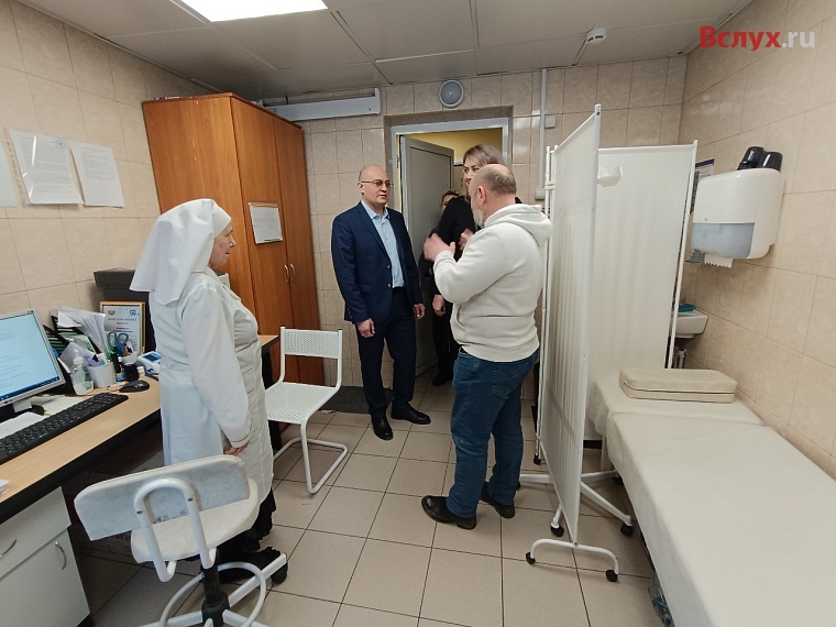 Оценка пять! Специалисты из Москвы познакомились с тюменским опытом медицинской помощи бездомным