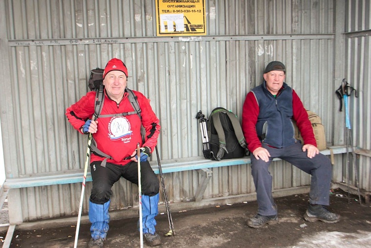 Через 46 км по Сибирскому тракту у корреспондента «Вслух.ру» задымил рюкзак