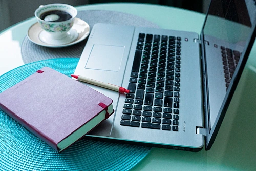 Пока вы спали: планы Ефремова после УДО, массовое отравление шаурмой в Турции и мода на грузинскую кухню