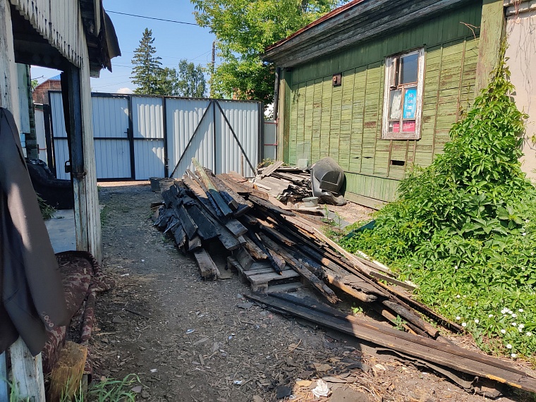 Смертельная водка: репортаж с места трагедии, где отравились тюменцы