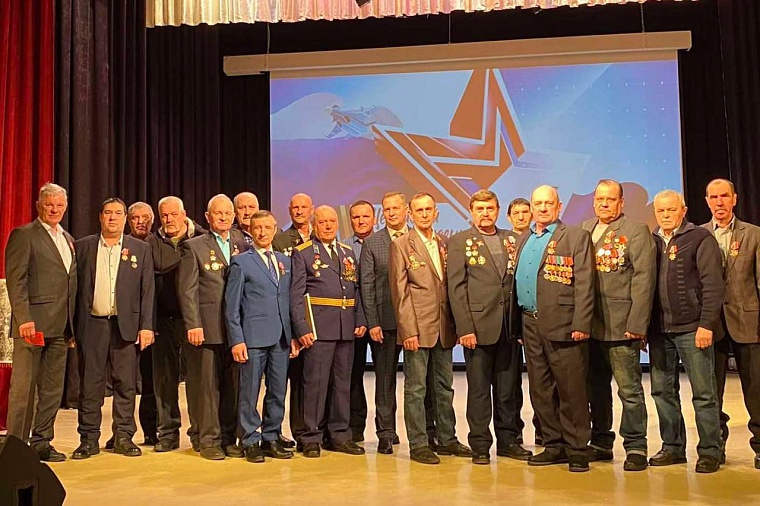 В Викуловском районе воинам-интернационалистам вручили орденские знаки