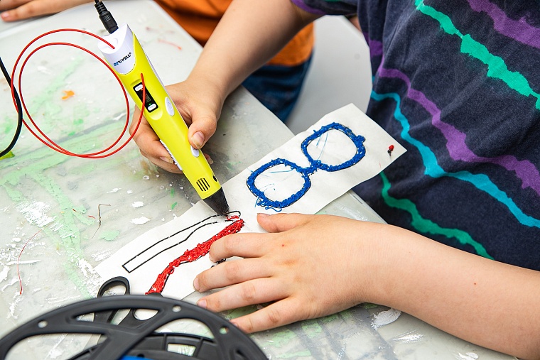 Чудеса науки: в тюменском “Кванториуме” отметили праздник детства