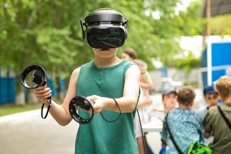 Чудеса науки: в тюменском “Кванториуме” отметили праздник детства