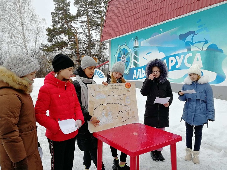 Тюменские школьники в детском лагере научатся стрелять, изучат краеведение и узнают военную историю области