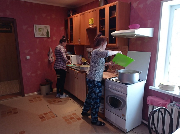 Прокуратура вместе с МЧС проверила общественную организацию "Путь преодоления"