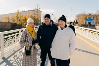 "У вас классный город!" Предприниматель из Оренбурга привез в Тюмень группу туристов