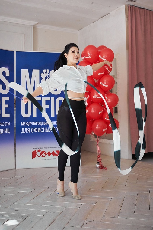 Две Анны и Мария: в Тюмени выбрали красавиц, которые поборются за корону "Мисс Офис"