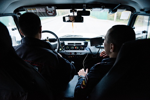 Что делать в экстремальных ситуациях: в Тюмени разместили тематические плакаты