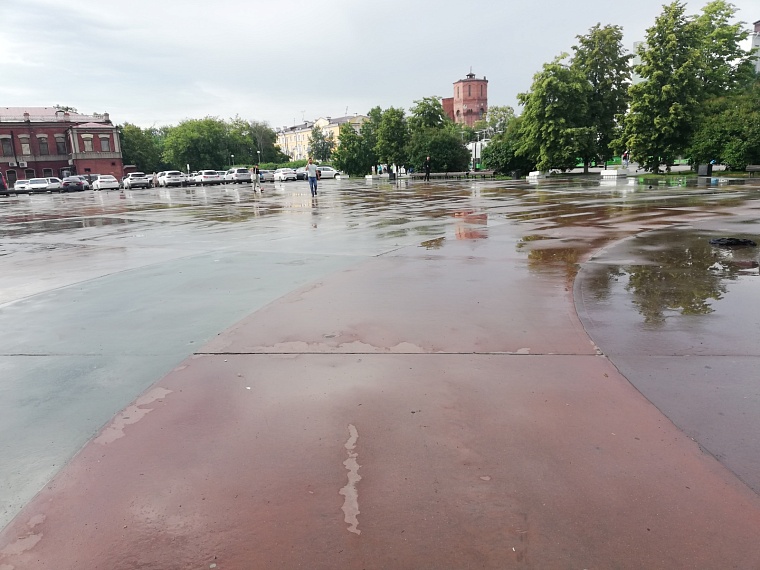 В Тюменской области сегодня прогнозируют грозу, град и сильный ветер