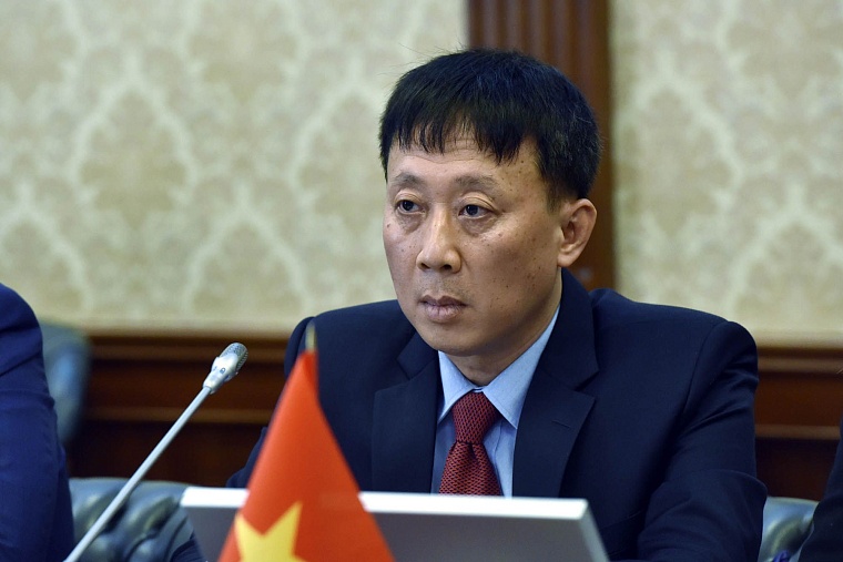 Иностранные консулы предложили тюменцам обмениваться туристами, студентами и древесиной