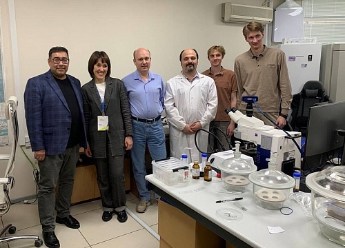 Исследовательскую интернатуру ТюмГУ презентовали заместителю министра