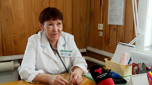 Пациентка рожает, а скорая на другом берегу! Будни бывалого фельдшера из отдаленной деревни