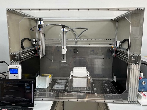 Тюменский ученый создал робота-лаборанта