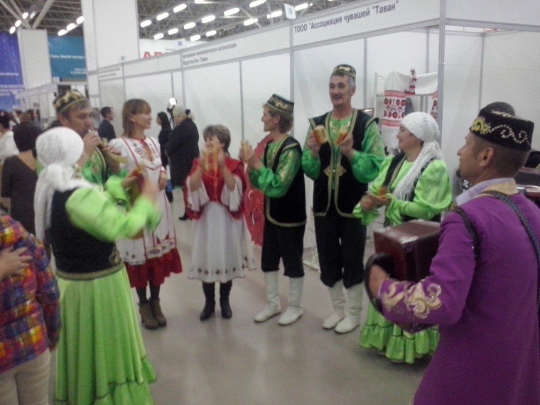 Выставка соцпроектов собрала активных и неуспокоенных