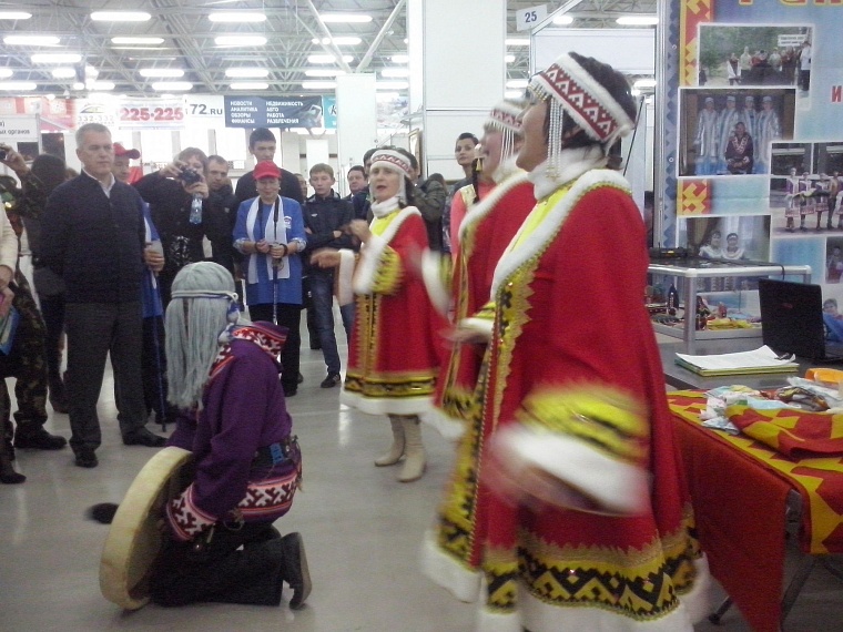 Выставка соцпроектов собрала активных и неуспокоенных