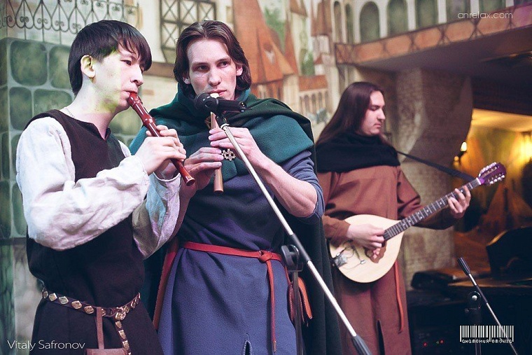 О чем поет Gilead