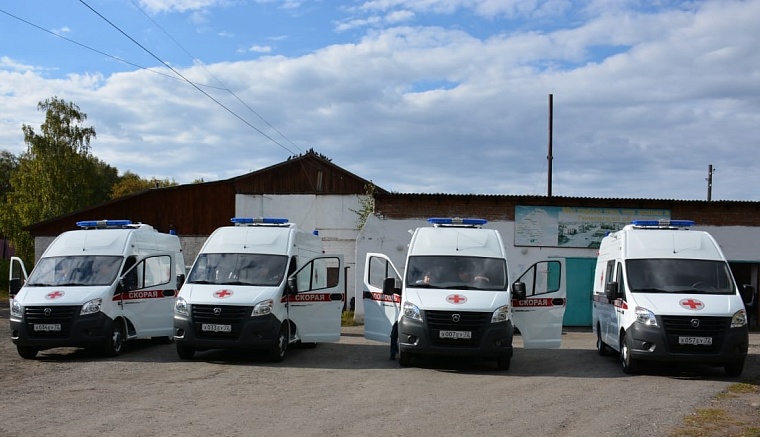 Автопарк областной больницы в Тюменской области полностью заменили из-за колоссальной нагрузки на машины