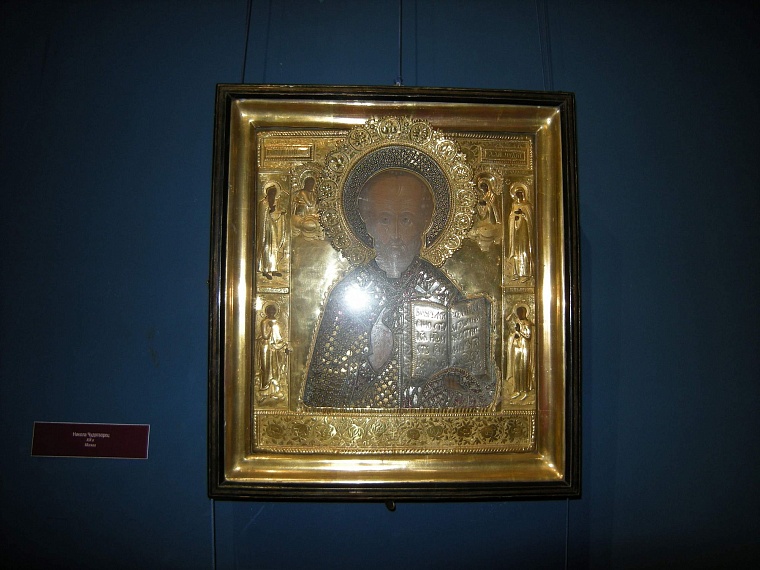 Святые покровители российской армии представлены на выставке икон
